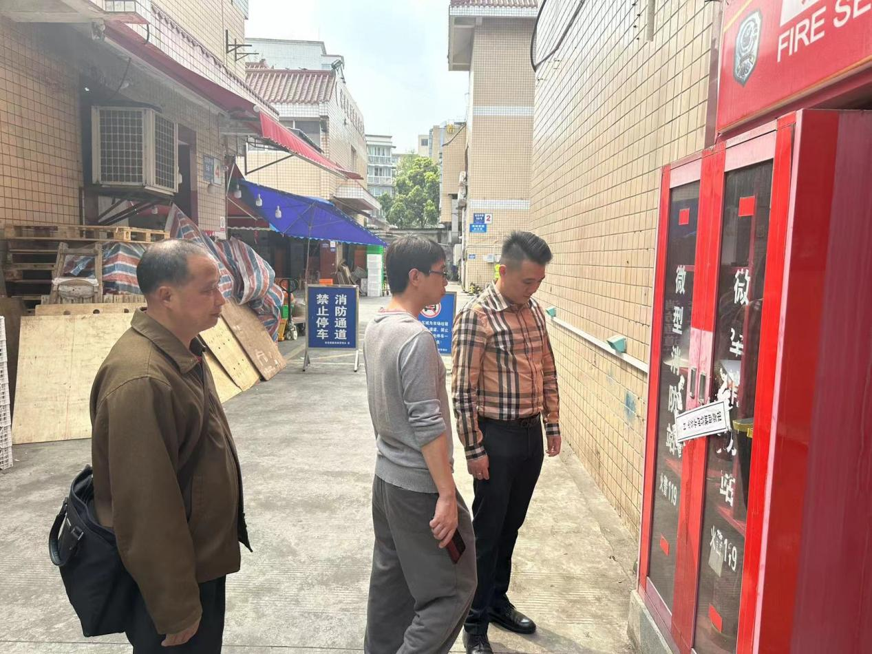 660b754595623.png 成都片区开展清明节前安全大检查2.png