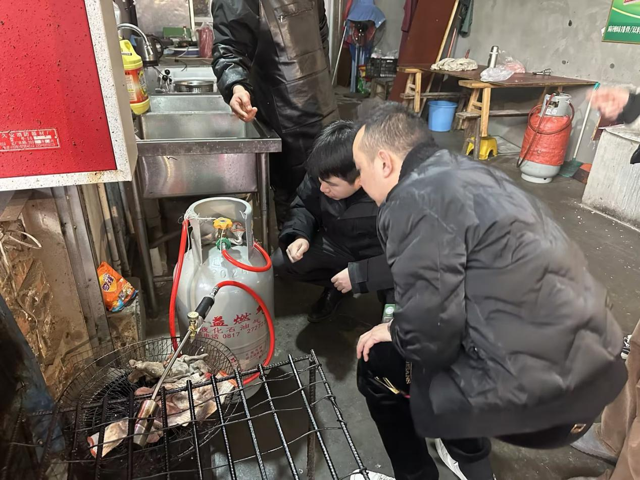 南充片区开展春节前安全大检查工作