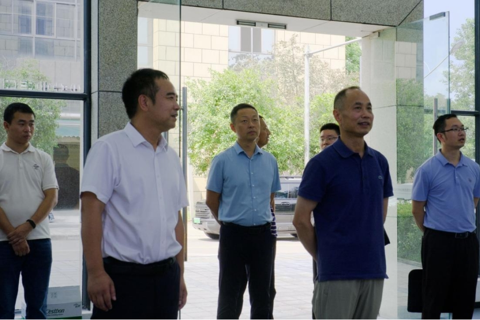 广安市委副书记陈伟一行到太阳集团tyc539西大农业科技有限公司调研